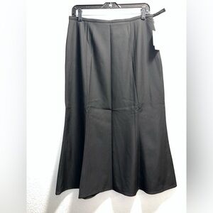 Elegant Black Women's Skirt